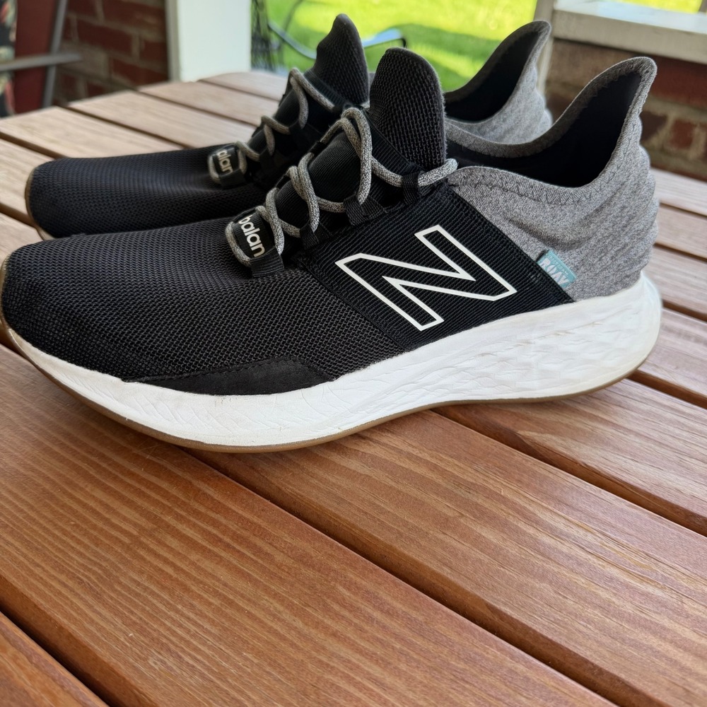 New Balance Fresh Foam Roav Mens Running Shoes Black White Gum MROAVTK Size 10.5 - Picture 4 of 13